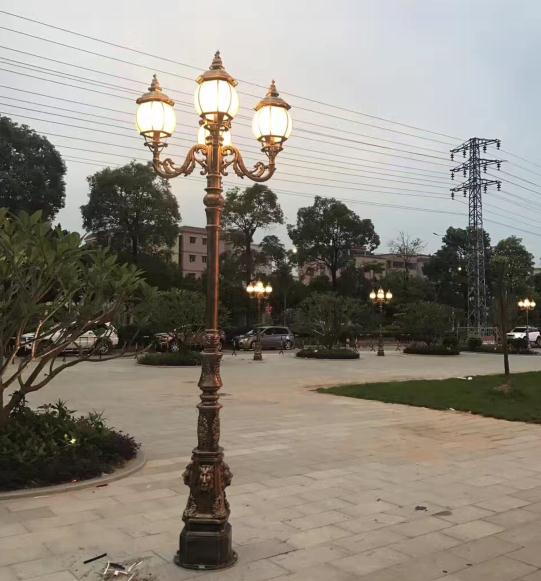 麻豆视频APP官网照明翻砂鋁/壓鑄鋁庭院燈安裝後亮燈效果