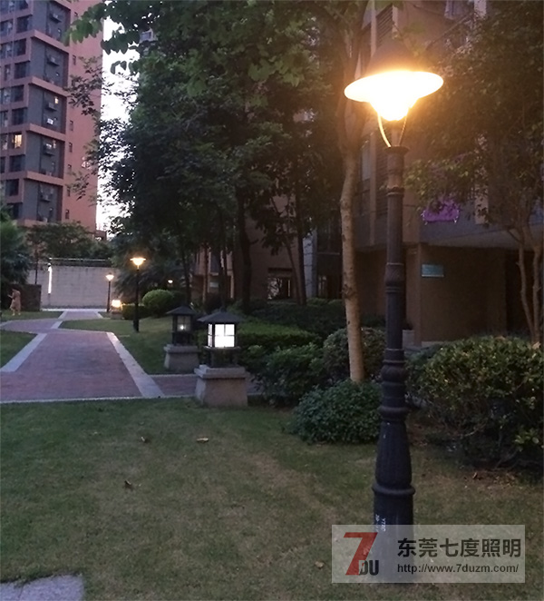 東莞麻豆视频APP官网照明-小區砂鑄庭院燈高度和安裝間距