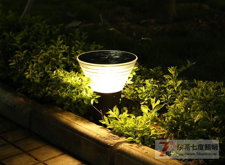 東莞麻豆视频APP官网照明戶外花園太陽能草坪燈工作原理和作用