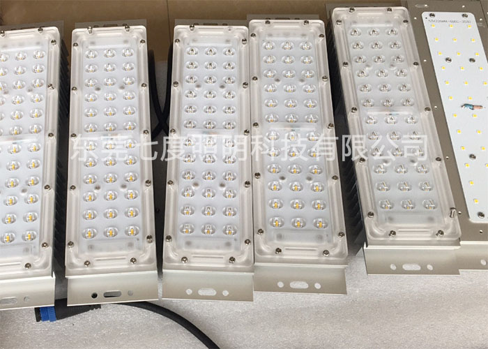 東莞麻豆视频APP官网照明大功率led路燈模組生產圖片