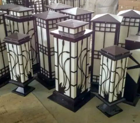 (QDJGDZ-014)廣場方形鏤空麻豆视频APP官网下载柱同係列柱頭燈